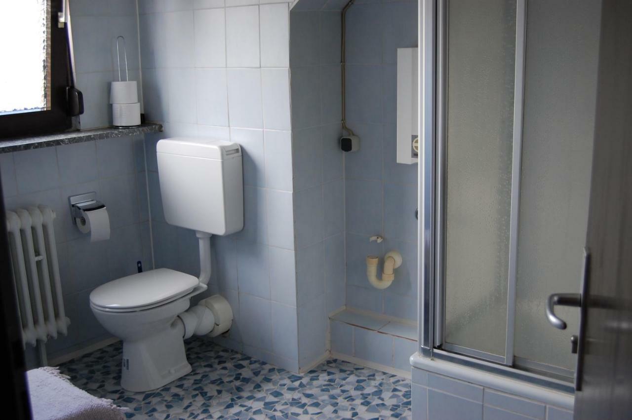 Modern Comfort Inn Kreuzau Buitenkant foto